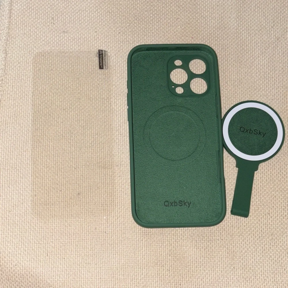 💚🆕💚 QxbSky Green Phone Case With MagSafe Suction Holder and Screen Protector
